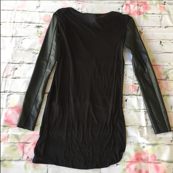 Xs BCBG high low faux leather sleeves top - Picture 3 of 6